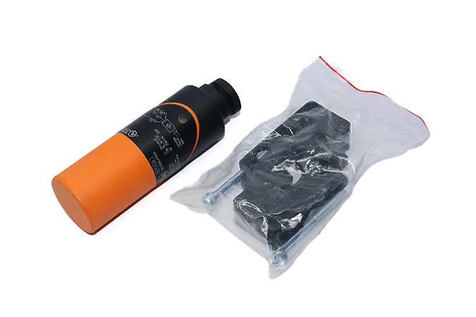 IFM IB5063 Inductive sensor IBE3020-FPKG