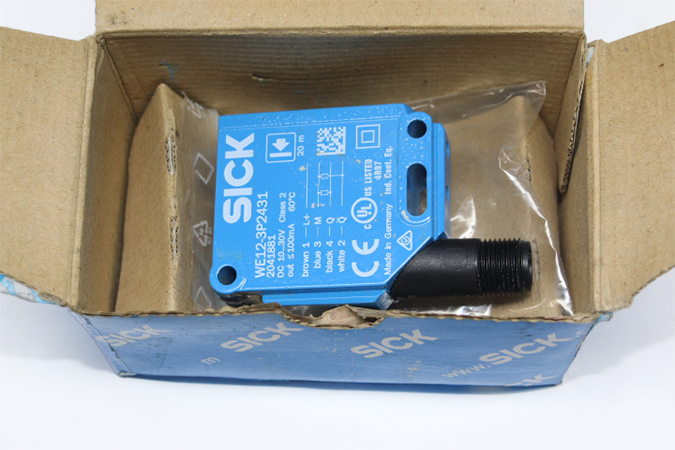 SICK WE12-3P2431 Photoelectric sensors 2041881