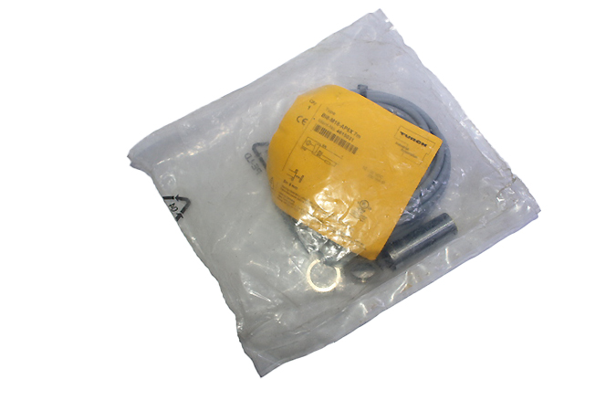 TURCK BI8-M18-AP6X Inductive Sensor With Increased Switching Distance 4615031