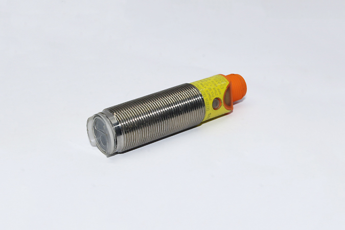 IFM OG5056 Diffuse reflection sensor OGTLFPKG/B5/V4A/US-100