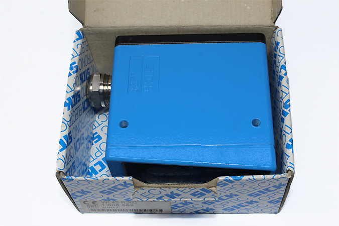 SICK WL45-R260 Compact photoelectric sensors 1008562