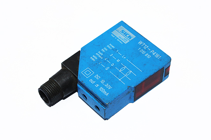 SICK WT12-P4181 PHOTOELECTRIC SENSOR 1010810