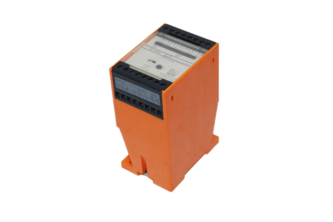 IFM VS 0200 Control monitor for flow sensors 24VDC