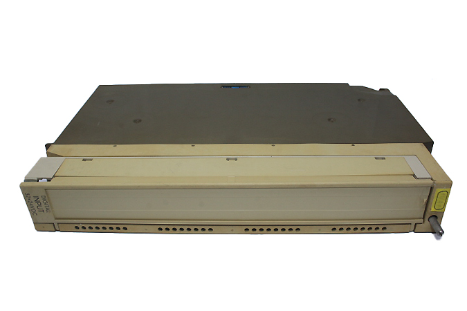 SIEMENS 6ES5 420-7LA11 DIGITAL INPUT MODULE