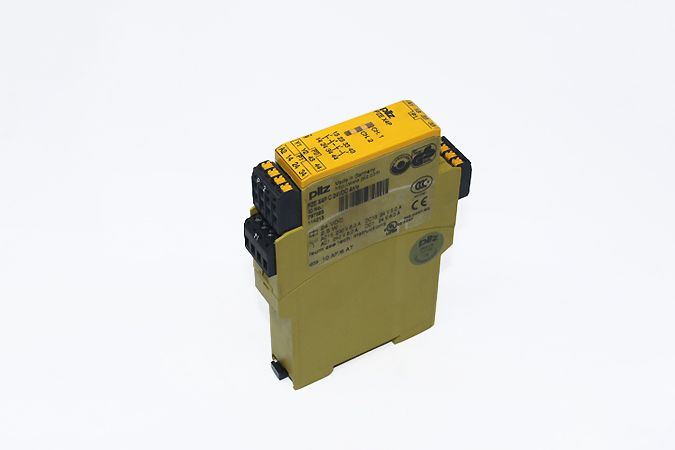 Pilz PZE X4P C 24VDC 4n/o Safety Relay 787585