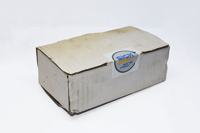 SICK UE43-3MF2D3 SAFETY RELAY 6024897