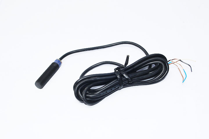 TELEMECANIQUE XS4P12KP340 Inductive proximity sensor