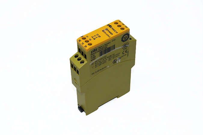 Pilz PNOZ X7 24VACDC 2n/o Safety Relay 774059