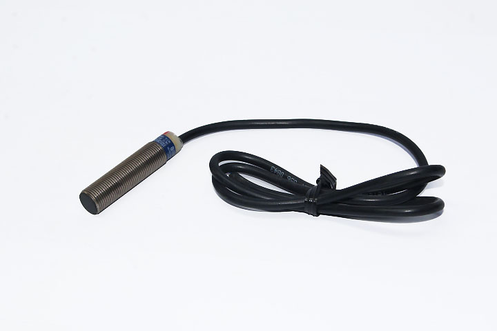 TELEMECANIQUE XS512B1CAL08M12 Inductive proximity sensor