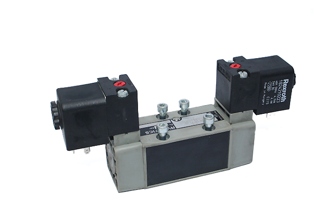 AVENTICS 0820 024 502 Directional valve