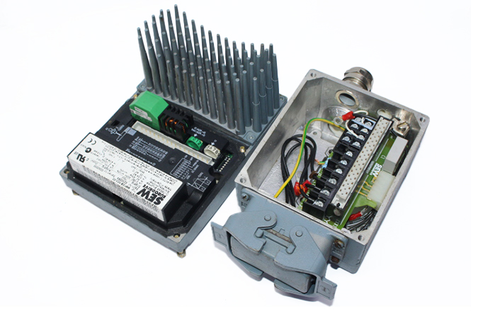 SEW MM15B-503-00 Movimot Frequency Inverter 8230269 (1.5KW)