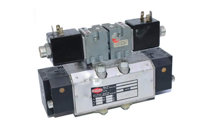 HERION 25 335 00 DOUBLE SOLENOID VALVE