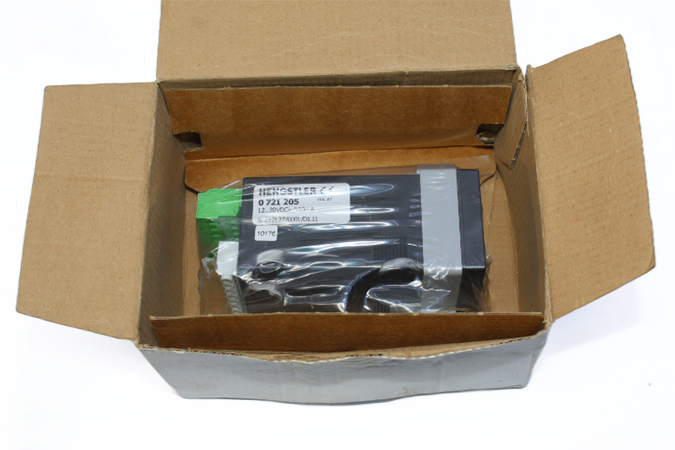 HENGSTLER 0 721 205 DIGITAL COUNTER 12-30 VDC