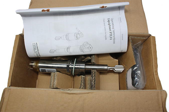Endress+Hauser FTL31 POINT LEVEL SWITCH FTL31-15R9/0