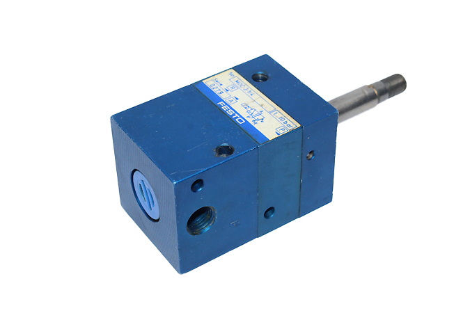 FESTO MOC-3-1/4 SOLENOID VALVE