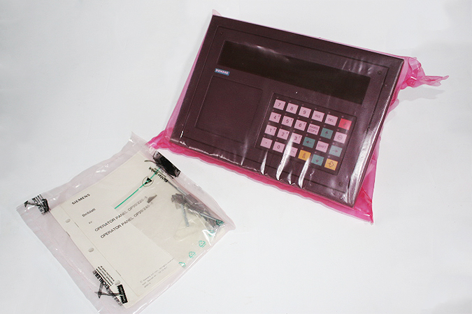 SIEMENS 6AV3520-1EL00 OPERATOR PANEL OP20/240-8