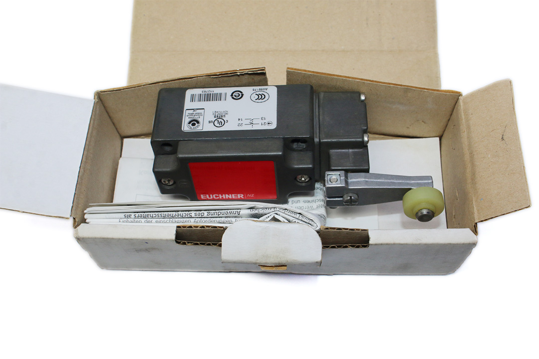 EUCHNER NZ1HB-528-M SAFETY SWITCH 088199