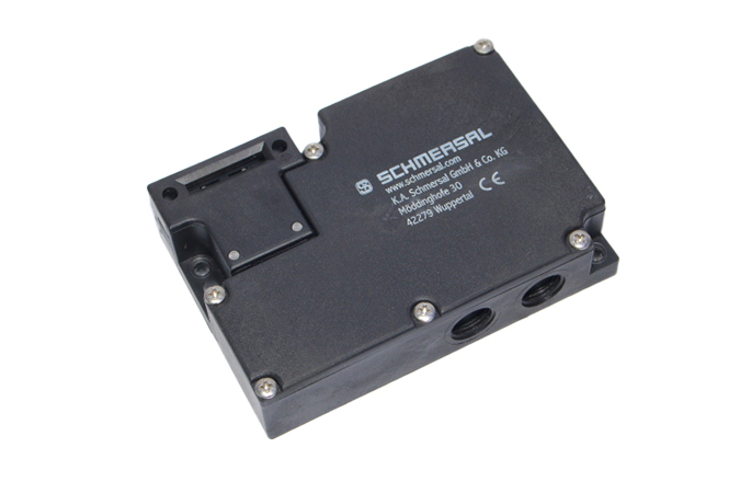 SCHMERSAL AZM161SK-33RKA-024-M16 SAFETY INTERLOCK SWITCH 101143707
