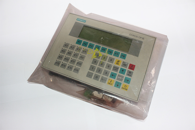 SIEMENS 6AV3515-1MA22-1AA0 OPERATOR PANEL OP15-C2