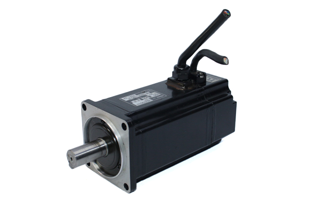 OMRON R88M-U40030VA-S1 AC SERVO MOTOR