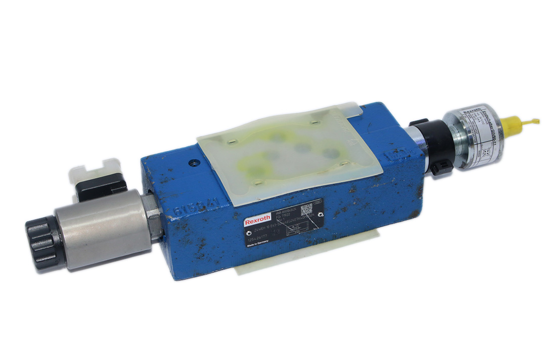 REXROTH R901040424 DIRECTIONAL SPOOL VALVE Z4WEH 10 E63-50/4KEG24ETK4QMBG24