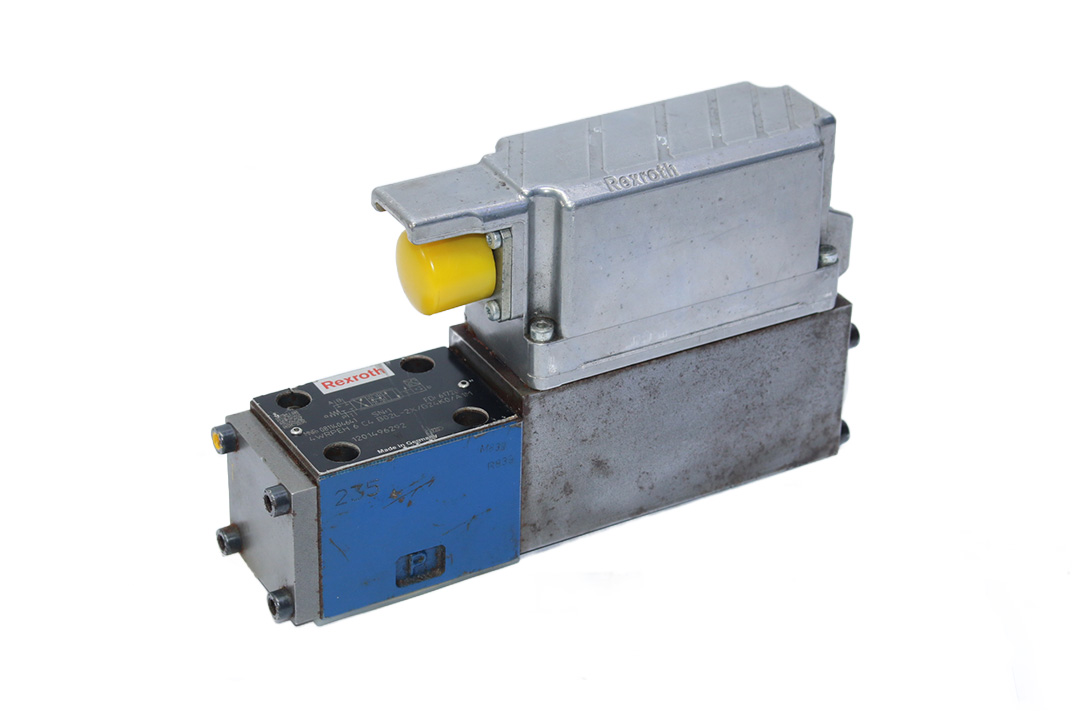 REXROTH 0811404641 DIRECTIONAL CONTROL VALVE 4WRPEH 6 C4 B02L-2X/G24K0/A1M