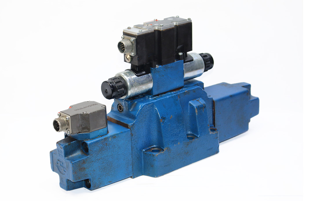 REXROTH R900954489 3DREPE 6 C-20=25EG24K31/A1M=00 PROPORTIONAL PRESSURE REDUCING VALVE R901221553 4WRZE 25 E1-325-70/6EG24K31/A1M-402