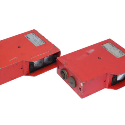 Leuze LS 78/7E-220V | LS 78/7S-220V Throughbeam Photoelectric Sensor Transmitter