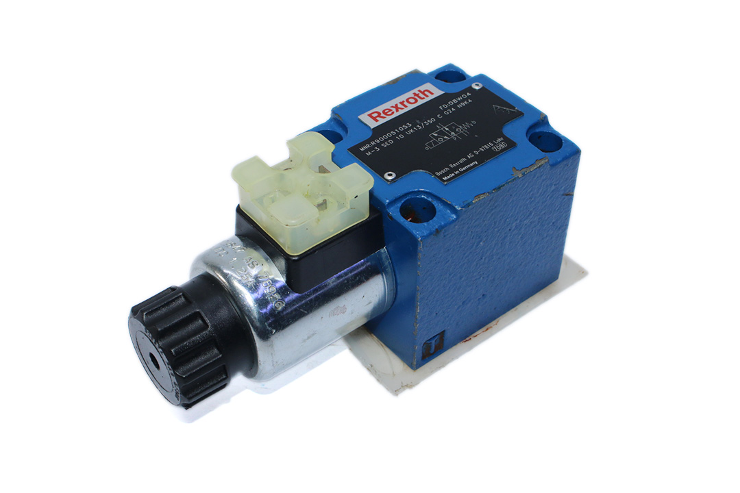 REXROTH R900051053 DIRECTIONAL CONTROL VALVE M-3SED10UK13/350CG24N9K4