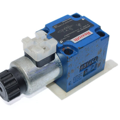 REXROTH R900086685 DIRECTIONAL CONTROL VALVE M-3SED 10 CK13/350CG24N9K4