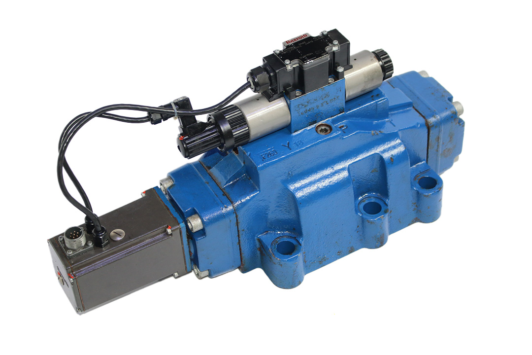 REXROTH R901325866 4WRTE-43=M=00 PROPORTIONAL DIRECTIONAL VALVE R900618418 4WRTE 32 V1-600L-46/6EG24K31/A1M