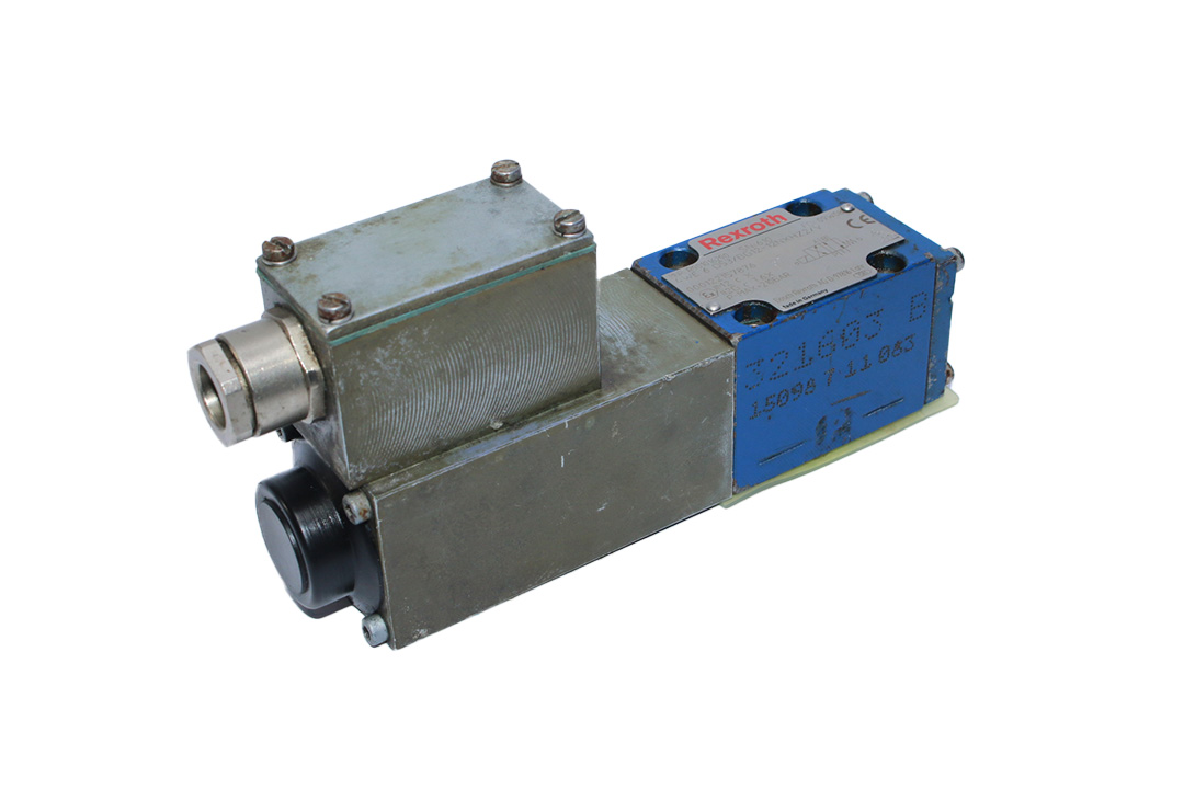 HYDAC REXROTH R901016290 4WE 6 D53/BG12-12NXHZ2/V SERVO VALVE R900174933 GE45B-2-A