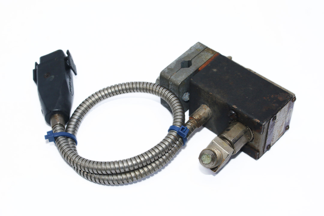 NORDSON H-201T HOT GLUE DESPENSER MODULE 274596B