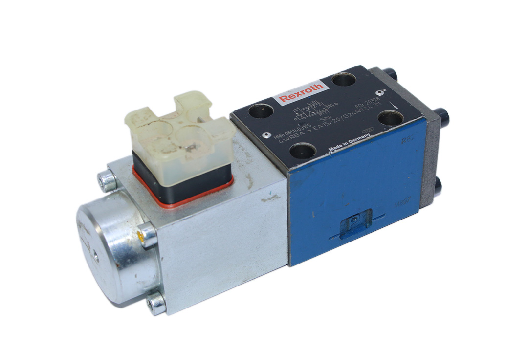 REXROTH 0811403105 PROPORTIONAL DIRECTIONAL CONTROL VALVE 4WRBA 6 EA15-20/G24N9Z4/M
