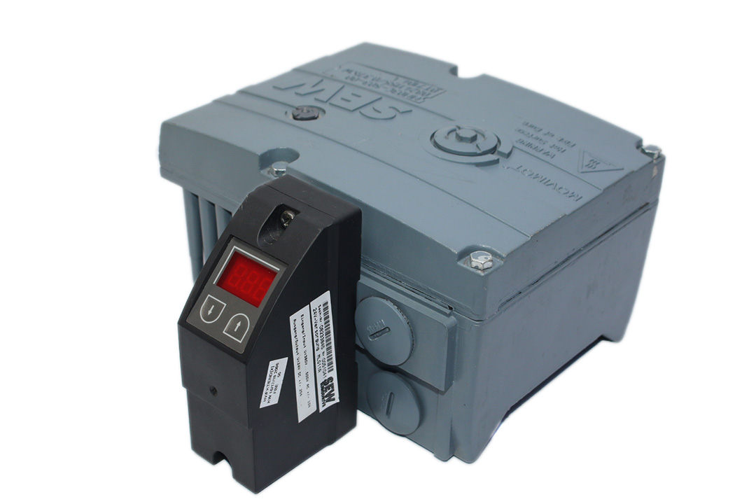 SEW MM03C-503-00 (08241155) Movimot Frequency Inverter MLG11A (8233845)