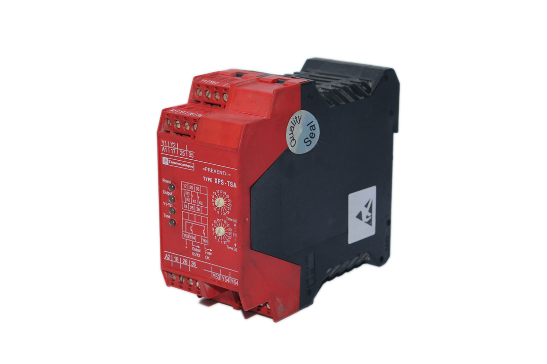 TELEMECANIQUE XPSTSA5142P SAFETY RELAY XPS-TSA 24 VDC/AC