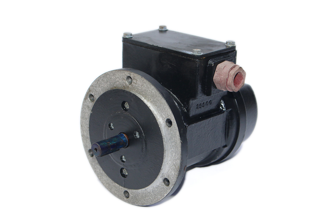 RADIO-ENERGIE REO-444 R1/CA TACHOMETER GENERATOR