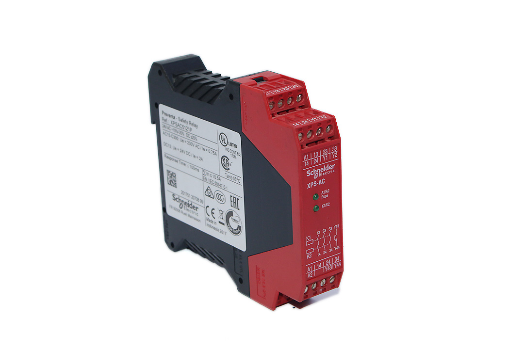 SCHNEIDER XPSAC5121P EMERGENCY STOP 24 VAC/DC