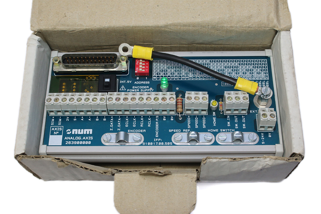 NUM 0263900000 ANALOG AXIS