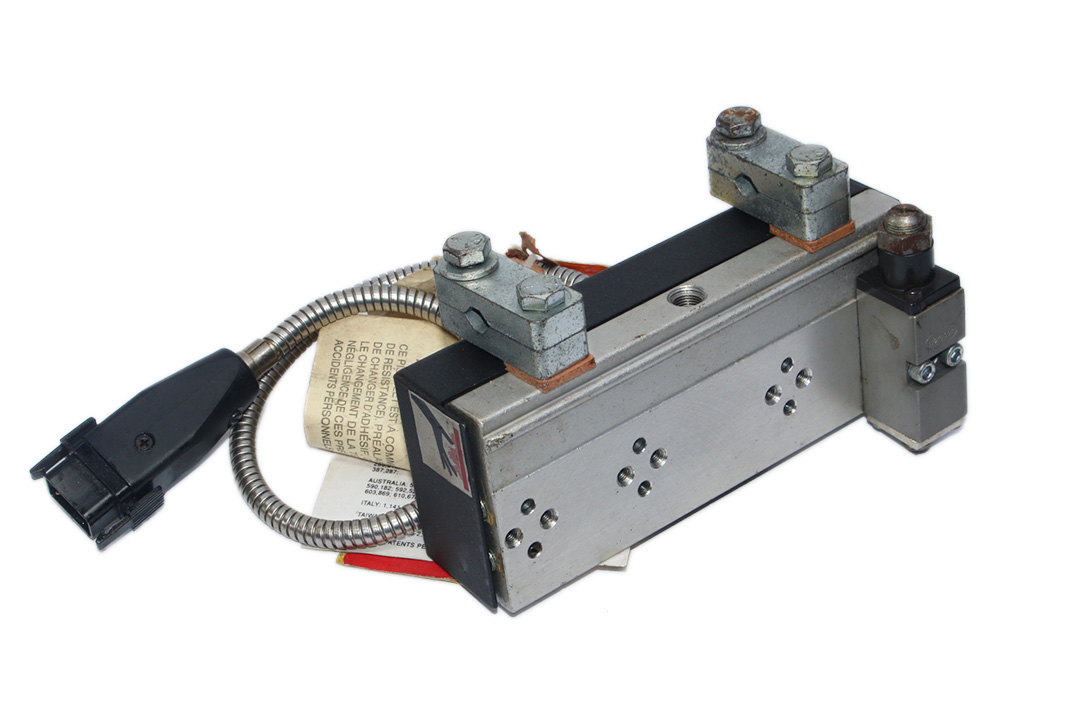 NORDSON H-204TE HOT GLUE DESPENSER MODULE 274609B