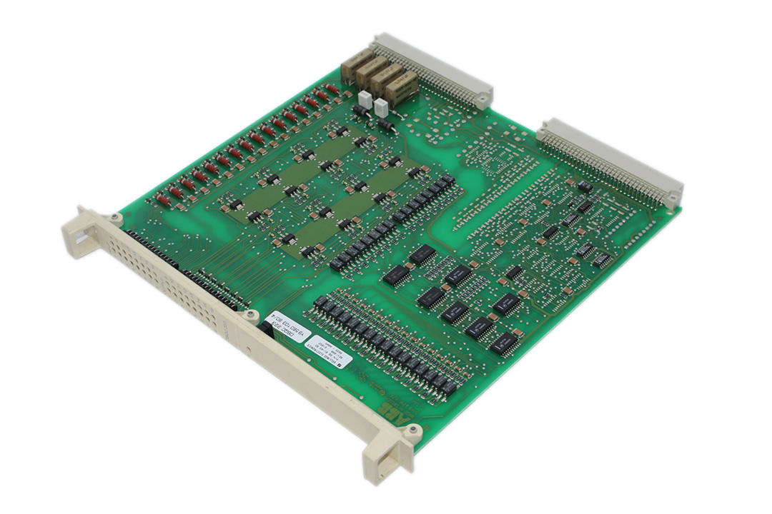 ABB DSQC 223 SERVO DRIVE UNIT YB560103 BD/4