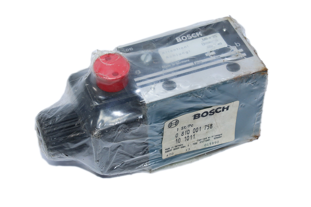 BOSCH 0 810 001 758 DIRECTIONAL CONTROL VALVE 081WV10P1V1011WS220/50-230/60D0