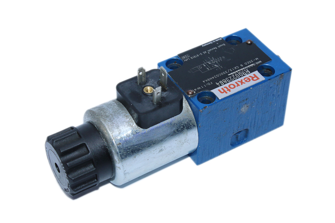 REXROTH R900223864 DIRECTIONAL CONTROL VALVE