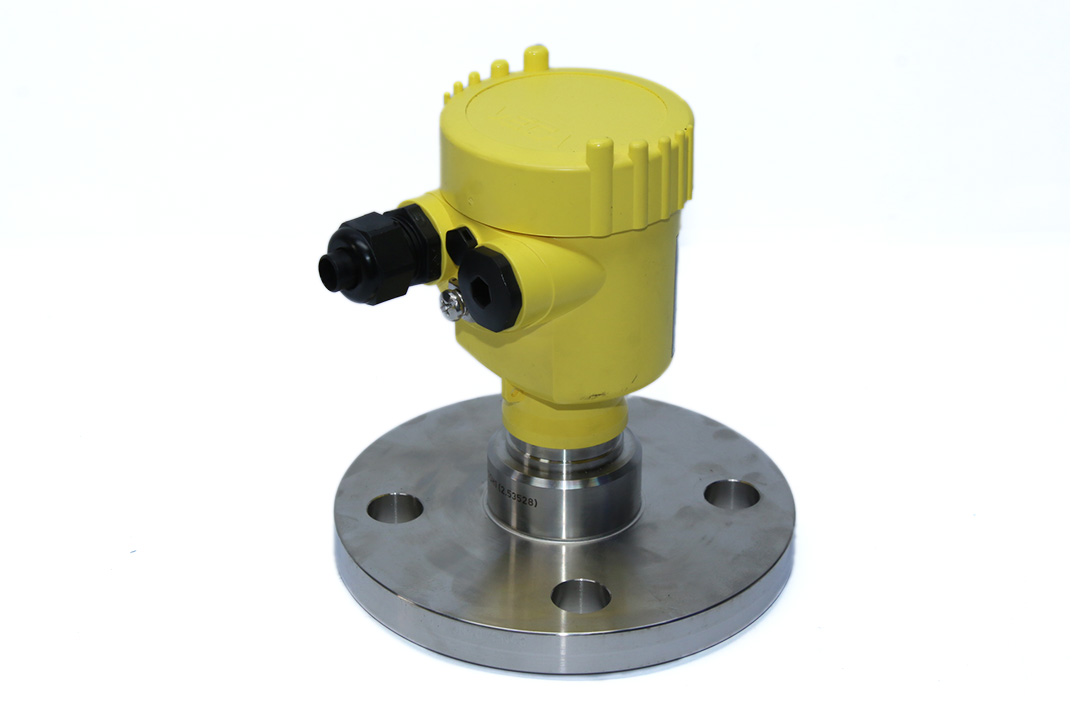 VEGA B82.AXA8SJGCHHXKIMXX PRESSURE TRANSMITTER VEGABAR 82