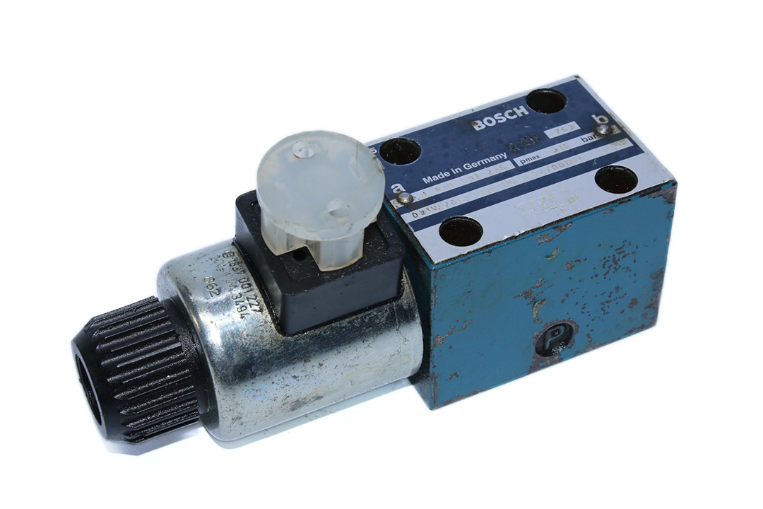 BOSCH 0 810 091 225 DIRECTIONAL CONTROL VALVE 081WV05P1V1011WS024/00D11
