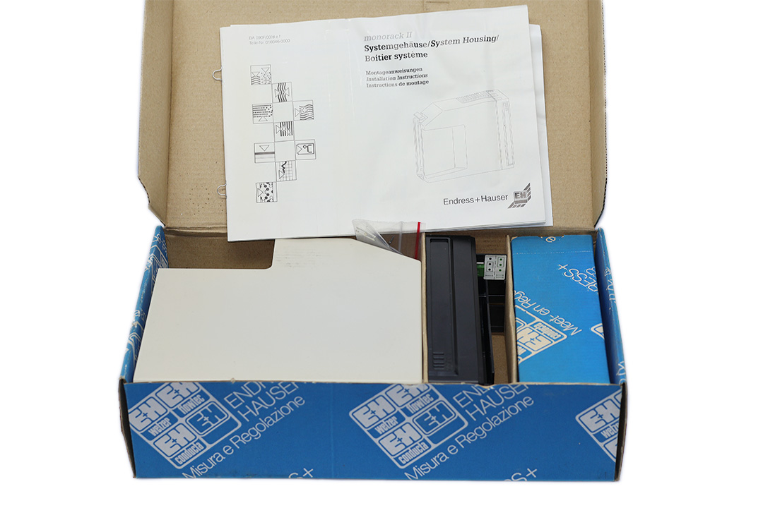 Endress+Hauser MONORACK II-RACKSYST MONO-R1A SYSTEM HOUSING 919517-0700