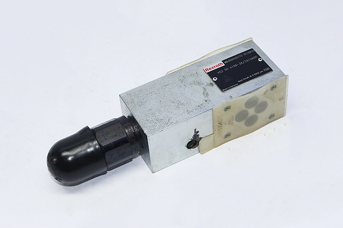 REXROTH HSZ 06 A106-3X/S315M00 DIRECTIONAL CONTROL VALVE R900555773