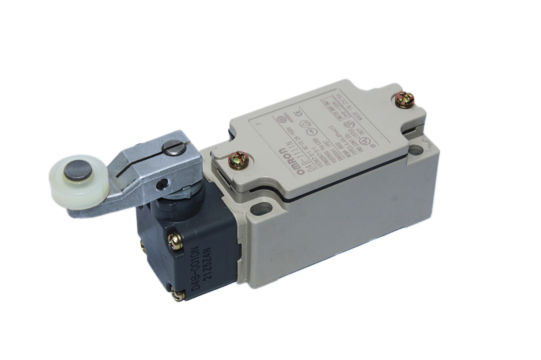 OMRON D4B-1111N Limit Switch