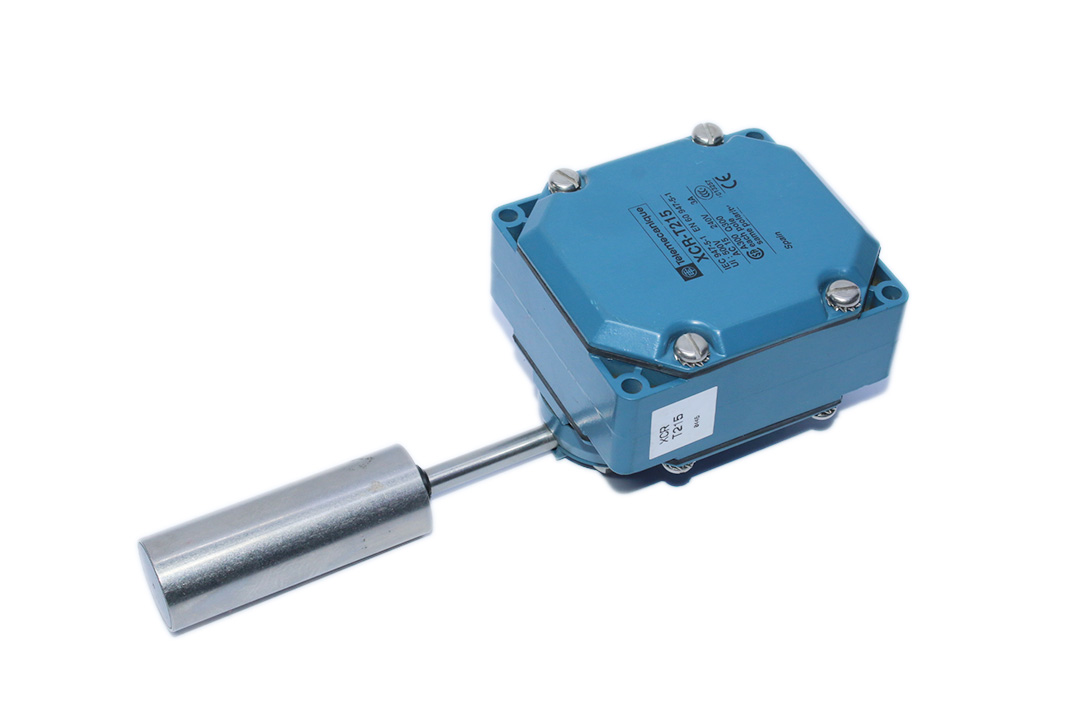 TELEMECANIQUE XCR-T215 LIMIT SWITCH