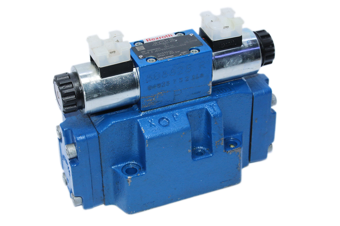 REXROTH R900901045 / R900927832 DIRECTIONAL CONTROL VALVE 4WE 6 J62 /EG24N9K4/B08